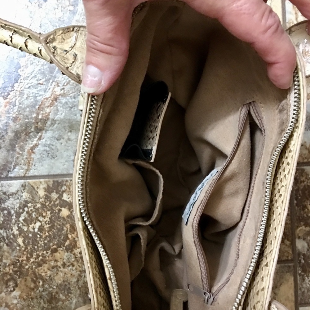 Purse, - Picture 3 of 3